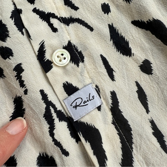 RAILS Whitney Print Shirt | Ivory Animal Mix | Button Down | Size Small | Flawed - Picture 5 of 7